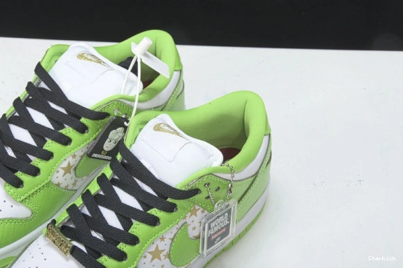 Nike Low Dunk DH3228-101 Stars SB Green Mean Supreme 1214